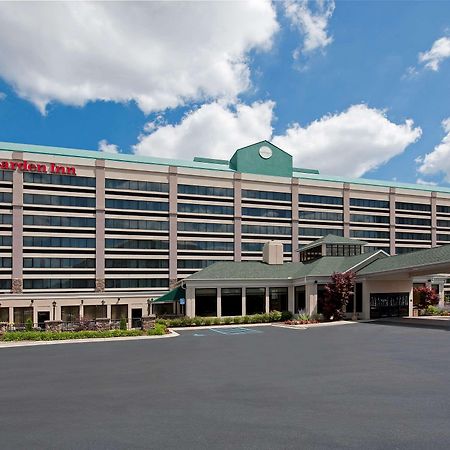 Hilton Garden Inn Detroit Southfield Exterior foto