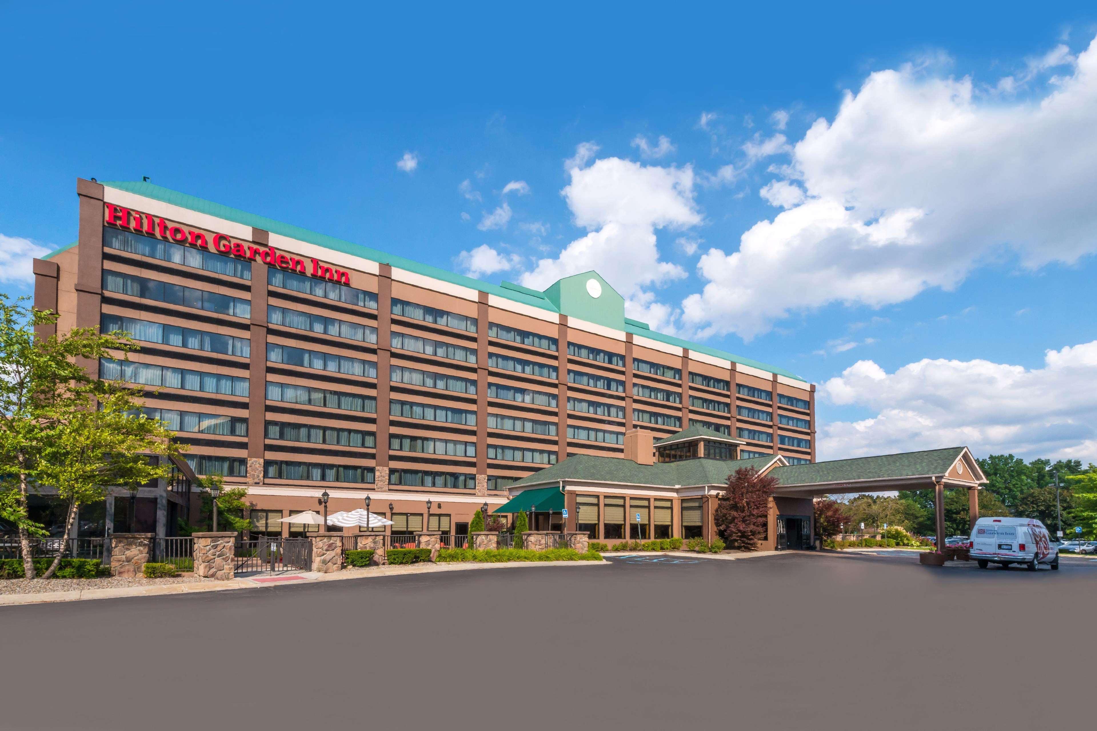 Hilton Garden Inn Detroit Southfield Exterior foto