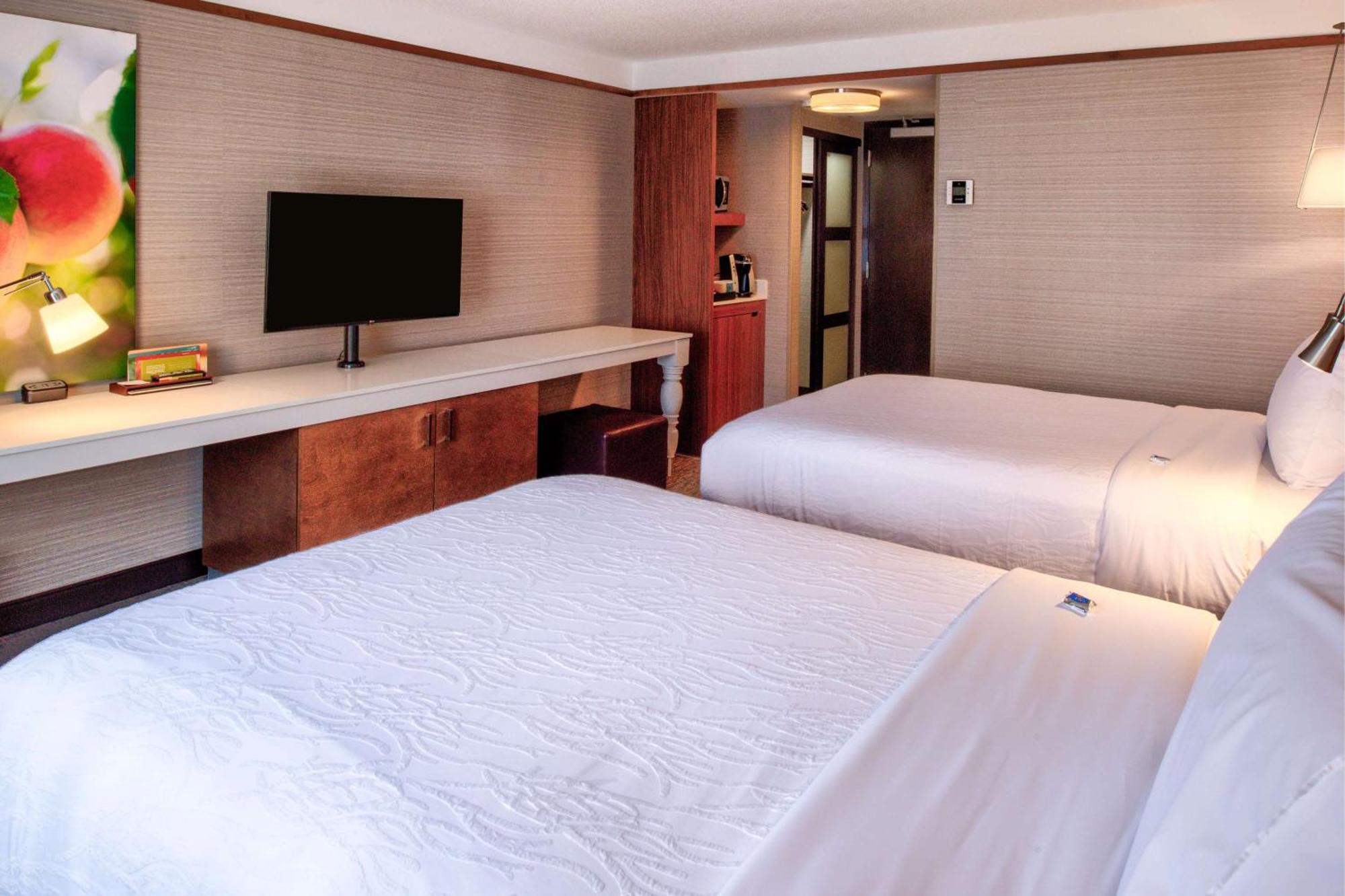 Hilton Garden Inn Detroit Southfield Exterior foto